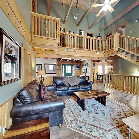 Bear Ridge Villa Gatlinburg Eksteriør bilde